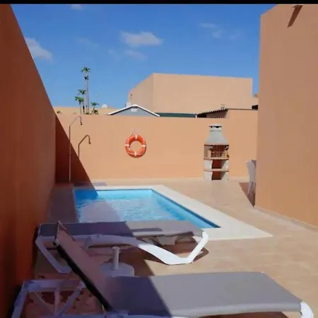 Anahi Homes Corralejo - Codeso 5 Villa